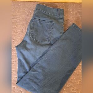 Chico's blue pants size 0.5 short